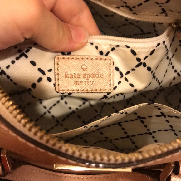 Kate Spade Cassie Satchel in a rose gold - Picture 4 of 5